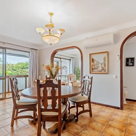 Lido By Homie Apartman